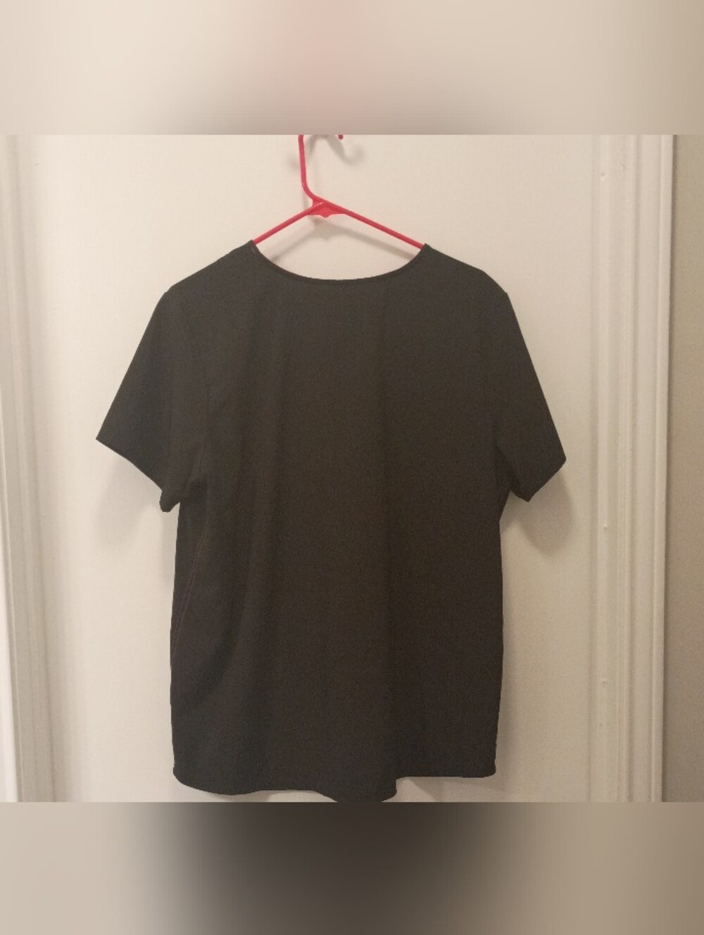 Scrub Top - Picture 2 of 3